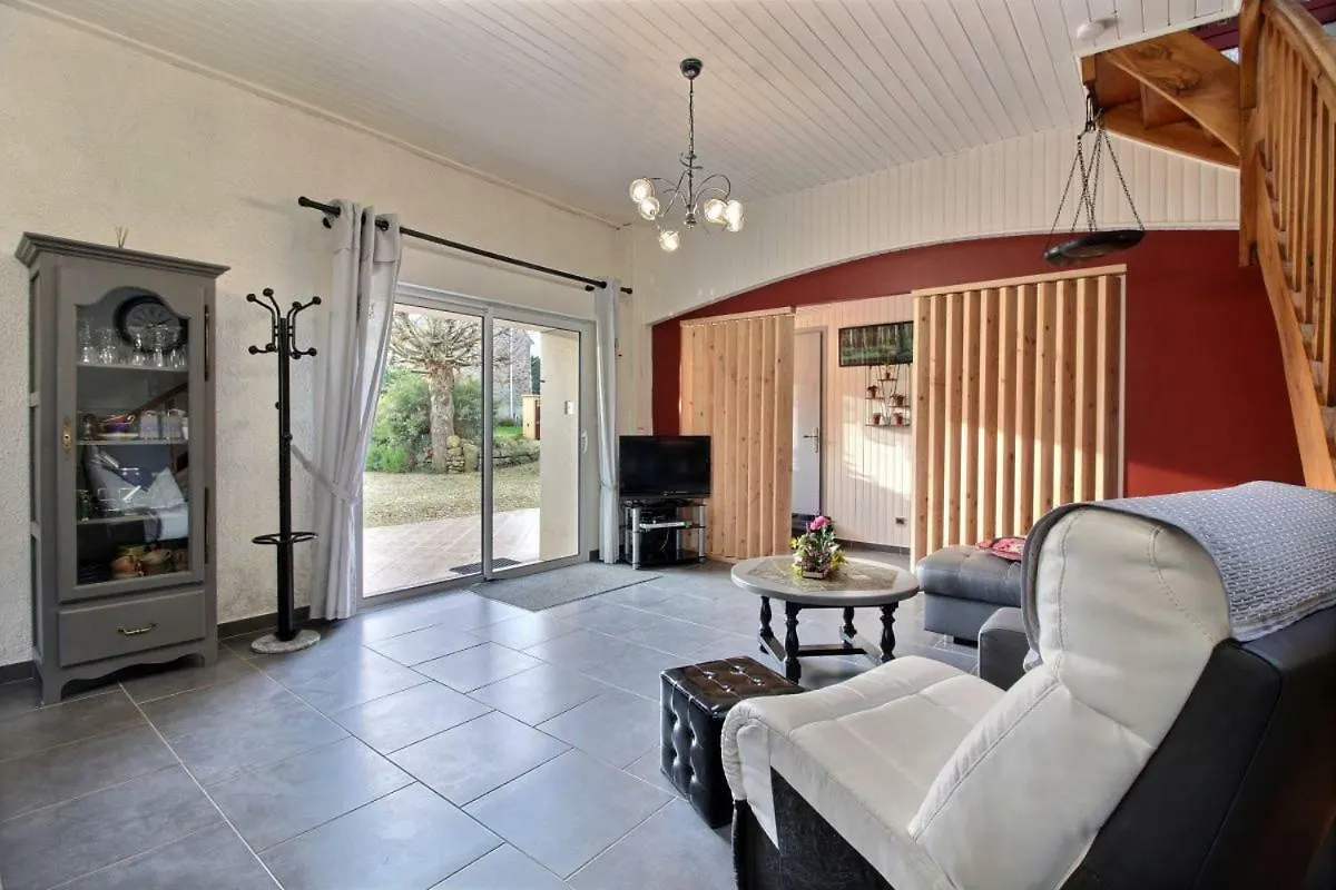 Holiday home Maison Au Calme Dans Un Endroit De Verdure Villa Saint-Clet